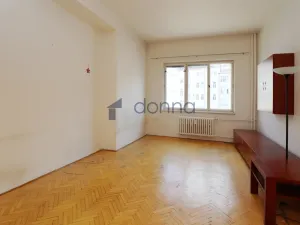 Pronájem bytu 2+1, Praha, Václavská, 68 m2