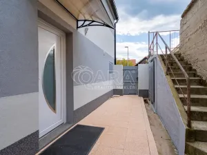 Prodej rodinného domu, Zvoleněves, 81 m2