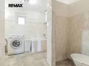 Prodej rodinného domu, Kamýk nad Vltavou, 363 m2