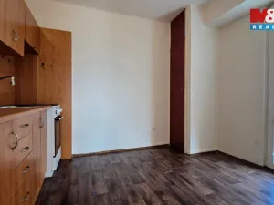Pronájem bytu 2+1, Ostrava - Mariánské Hory, Vršovců, 50 m2