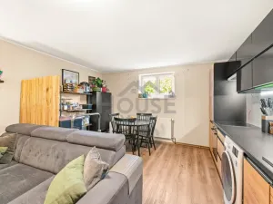 Prodej bytu 3+kk, Praha - Újezd nad Lesy, Oplanská, 56 m2
