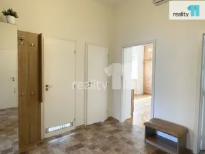 Pronájem bytu 3+1, Praha - Žižkov, Biskupcova, 93 m2