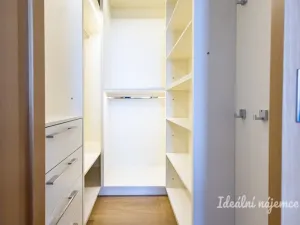 Pronájem bytu 3+kk, Praha - Vysočany, Ocelářská, 80 m2