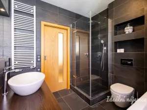 Pronájem bytu 3+kk, Praha - Vysočany, Ocelářská, 80 m2