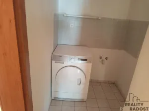 Pronájem bytu 1+kk, Praha, Lumiérů, 57 m2