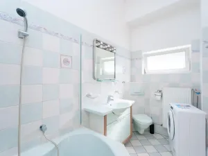 Pronájem bytu 3+1, Praha - Nové Město, Vyšehradská, 90 m2