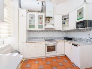 Pronájem bytu 3+1, Praha - Nové Město, Vyšehradská, 90 m2