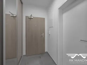 Pronájem bytu 2+kk, Praha - Vysočany, Gerstelova, 48 m2
