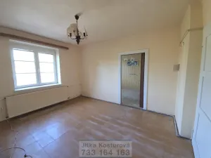 Prodej bytu 3+1, Krnov - Pod Bezručovým vrchem, Nádražní, 78 m2