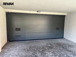 Pronájem garážového stání, Praha - Smíchov, Na Neklance, 15 m2