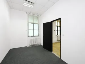 Pronájem restaurace, Hradec Králové, Pospíšilova, 159 m2