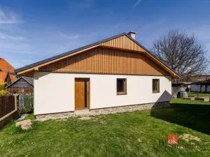 Prodej rodinného domu, Černá v Pošumaví, 136 m2
