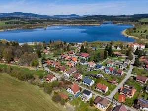 Prodej rodinného domu, Černá v Pošumaví, 136 m2