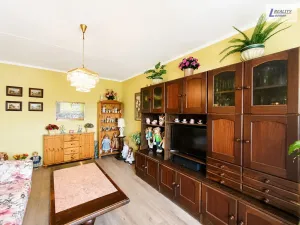 Prodej bytu 3+1, Praha - Kyje, Bajgarova, 64 m2