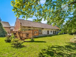 Prodej zemědělské usedlosti, Dolní Stakory, 300 m2