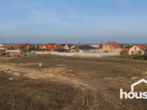 Prodej pozemku pro bydlení, Božice, 809 m2