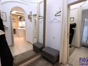 Pronájem obchodního prostoru, Praha - Karlín, Křižíkova, 22 m2