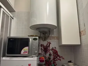 Pronájem obchodního prostoru, Praha - Karlín, Křižíkova, 22 m2