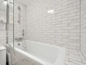 Pronájem bytu 2+kk, Praha, Sokolovská, 56 m2