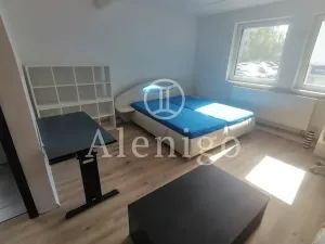 Pronájem kanceláře, Praha - Háje, Matúškova, 110 m2