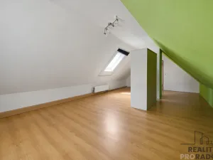 Prodej rodinného domu, Leština, 180 m2
