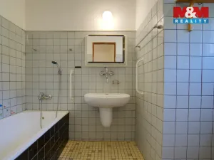 Prodej rodinného domu, Velké Karlovice, 170 m2