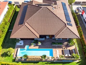 Prodej rodinného domu, Veleň, 224 m2