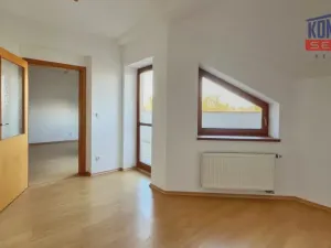 Pronájem bytu 2+kk, České Budějovice, U Trojice, 64 m2
