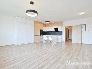 Pronájem bytu 1+kk, Slavkov u Brna, Slovanská, 57 m2