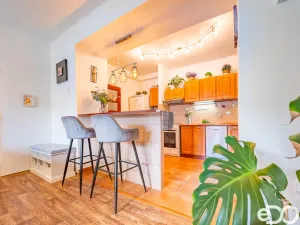 Prodej bytu 3+kk, Praha, Poštovská, 73 m2