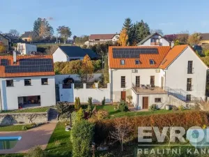 Prodej rodinného domu, Košátky, 350 m2