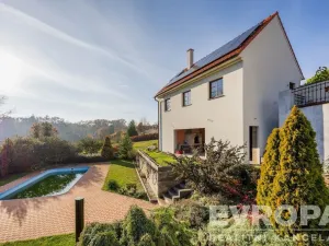 Prodej rodinného domu, Košátky, 350 m2