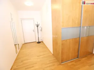 Pronájem bytu 2+kk, Praha - Žižkov, Jeseniova, 60 m2