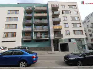 Pronájem bytu 2+kk, Praha - Žižkov, Jeseniova, 60 m2