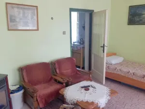 Prodej podílu 1/4 rodinného domu, Břidličná, 85 m2