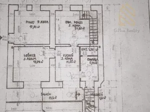 Prodej vícegeneračního domu, Kostelec nad Labem, nám. Komenského, 120 m2