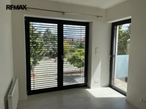 Pronájem bytu 1+kk, Zlín, Čepkovská, 40 m2