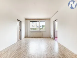 Prodej bytu 3+1, Volary, Sídl. Míru, 70 m2