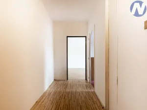 Prodej bytu 3+1, Volary, Sídl. Míru, 70 m2