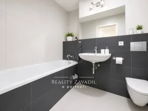Pronájem bytu 2+kk, Praha - Libeň, U svobodárny, 47 m2