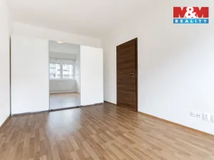 Pronájem bytu 2+kk, Plzeň - Černice, Střední cesta, 59 m2