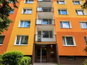 Pronájem bytu 1+1, Chomutov, Kyjická, 36 m2