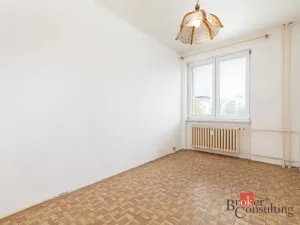 Prodej bytu 3+1, Bruntál, Rýmařovská, 71 m2