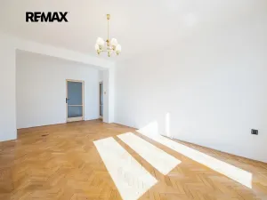 Prodej bytu 2+1, Praha - Žižkov, Pod lipami, 53 m2