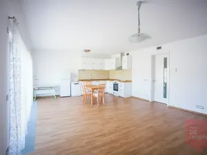 Prodej bytu 2+kk, Praha - Klánovice, Ke kostelíčku, 79 m2