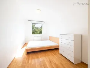Pronájem bytu 4+kk, Praha - Modřany, Božetická, 77 m2