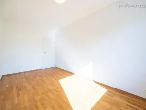 Pronájem bytu 4+kk, Praha - Modřany, Božetická, 77 m2