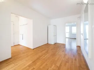 Pronájem bytu 4+kk, Praha - Modřany, Božetická, 77 m2