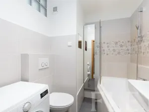 Pronájem bytu 1+1, Praha - Hlubočepy, Pražského, 32 m2