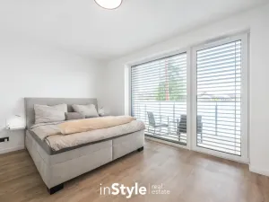 Pronájem bytu 2+kk, Staré Město, Velkomoravská, 71 m2